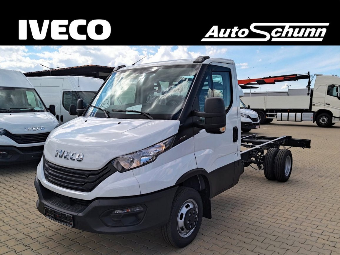 Iveco Daily 35C16H3.0- D35C CLIMA - View 1 - Big