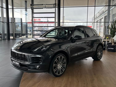 Porsche Macan - View 1