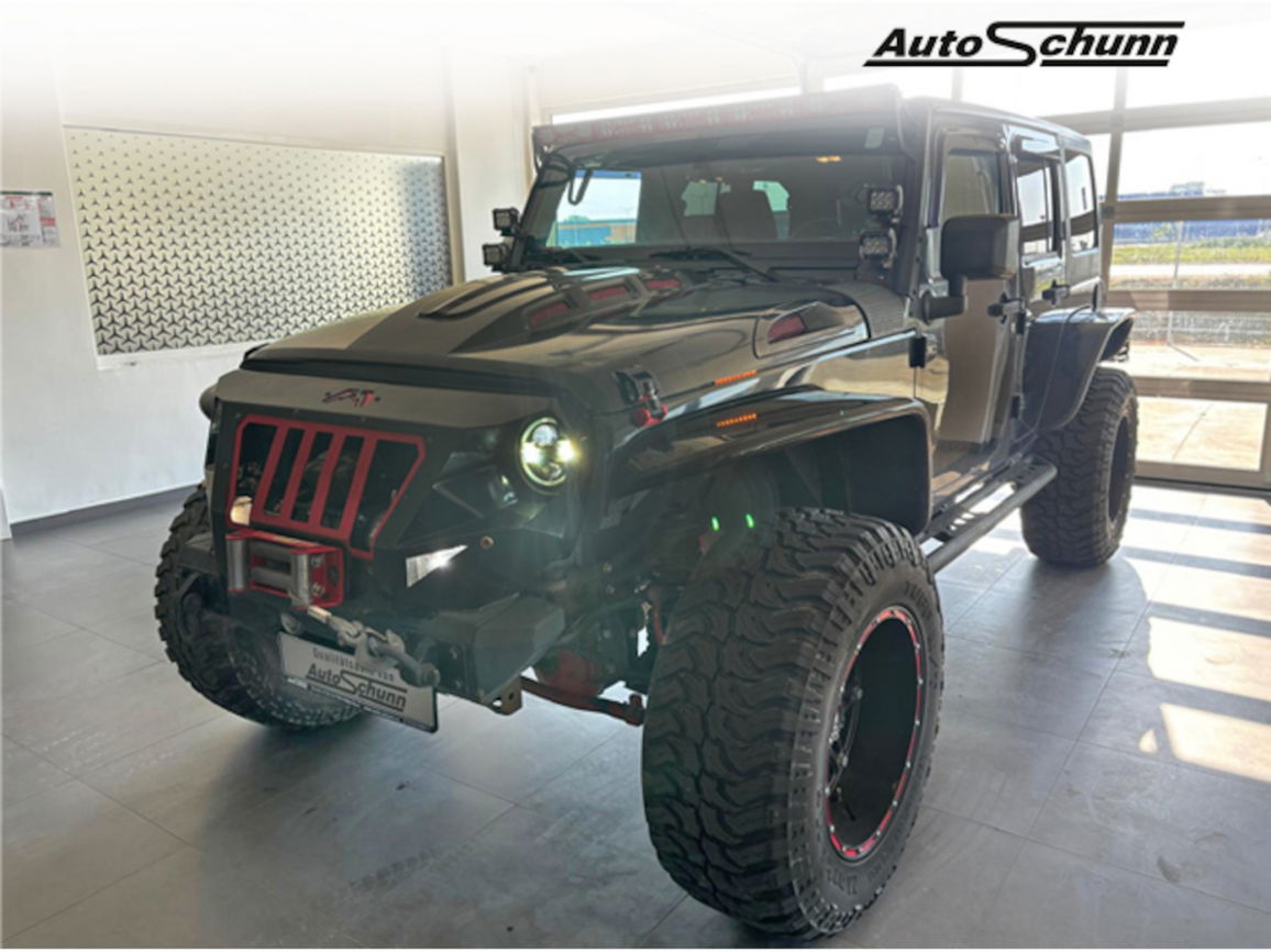 Jeep Wrangler - View 1 - Big