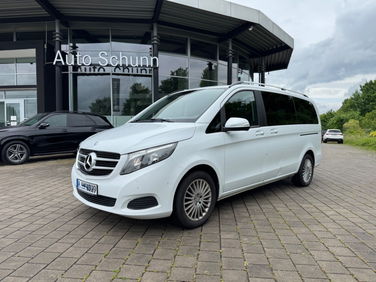 Mercedes-Benz V 250 - View 1